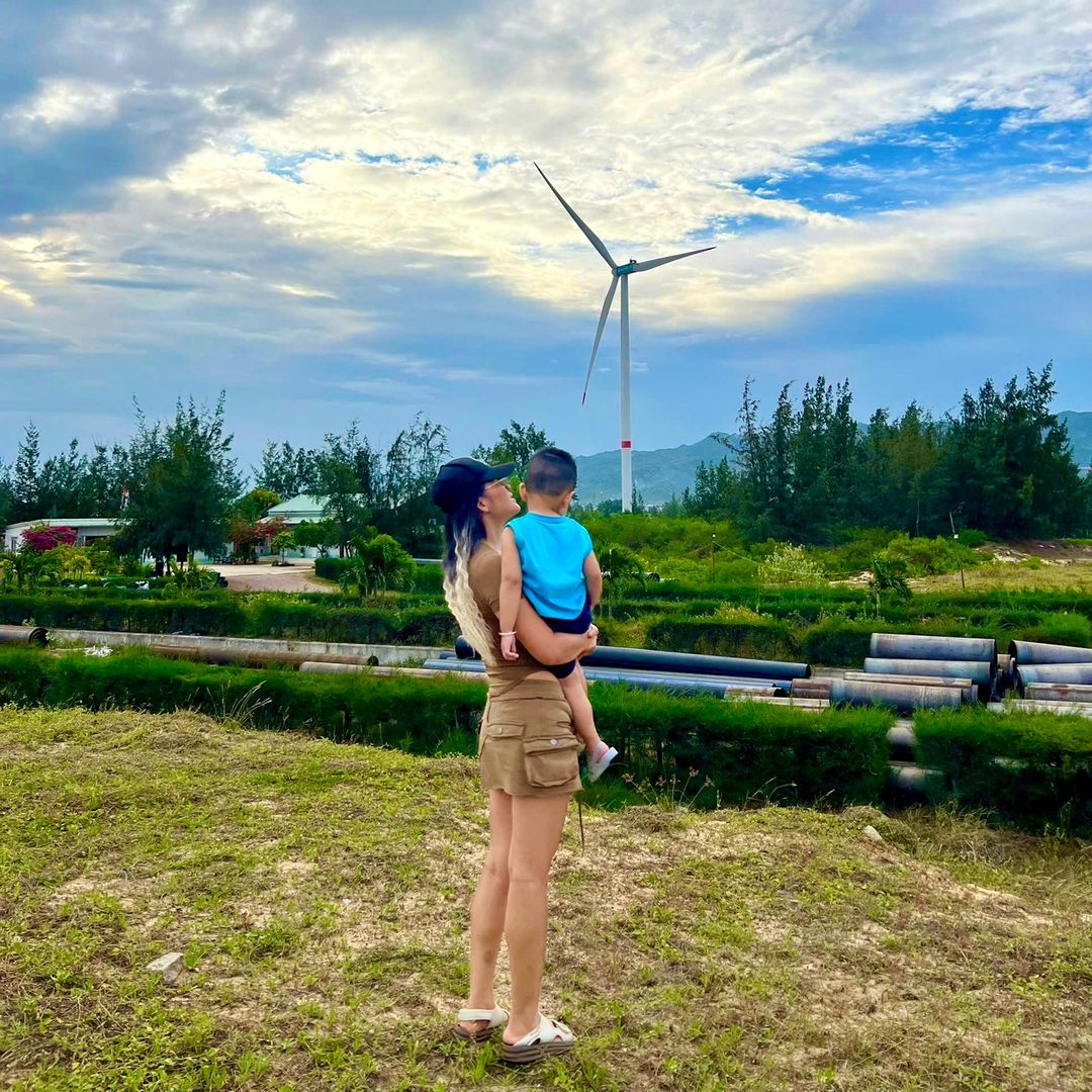 Anh Bố Chị Mẹ 프로필