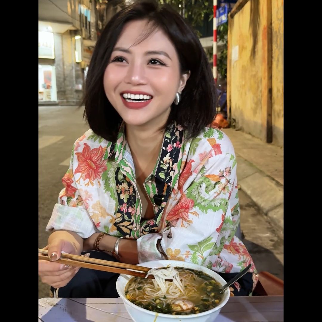 Mẩy Mò Mẫm 프로필
